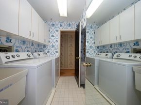1044 Lindy Lane 1044, Bala Cynwyd PA 19004