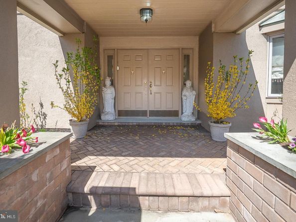 1044 Lindy Lane 1044, Bala Cynwyd PA 19004