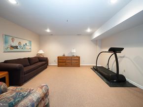 1044 Lindy Lane 1044, Bala Cynwyd PA 19004