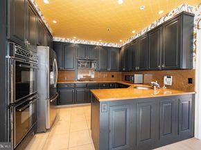 1044 Lindy Lane 1044, Bala Cynwyd PA 19004