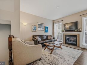 208 Jackdaw Alley 208, Media PA 19063