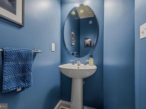 208 Jackdaw Alley 208, Media PA 19063