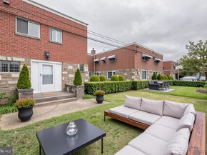 7831 Lorna Drive, Philadelphia PA 19111