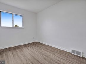 7831 Lorna Drive, Philadelphia PA 19111