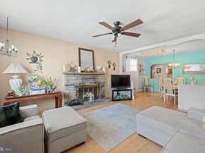 370 Paoli Ave, Philadelphia PA 19128