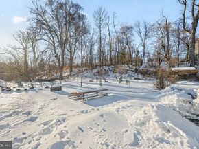 370 Paoli Ave, Philadelphia PA 19128