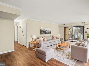 202A Summit Drive 202A, Bryn Mawr PA 19010