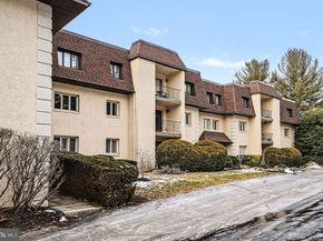 202A Summit Drive 202A, Bryn Mawr PA 19010