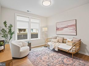 1669 Bandit Loop 109A, Reston VA 20190