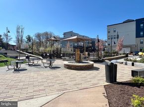 1669 Bandit Loop 109A, Reston VA 20190