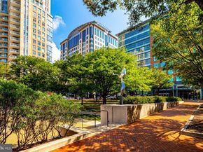 1669 Bandit Loop 109A, Reston VA 20190