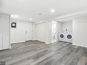 917 Emerson Street NW, Washington DC 20011