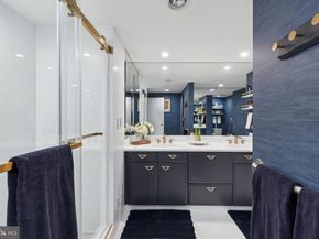 202 W Rittenhouse Square 1409, Philadelphia PA 19103