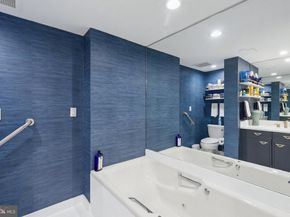 202 W Rittenhouse Square 1409, Philadelphia PA 19103