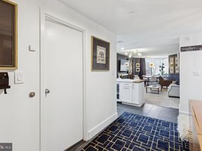 202 W Rittenhouse Square 1409, Philadelphia PA 19103