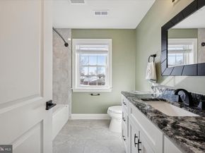 1002 11TH Avenue, Folsom PA 19033