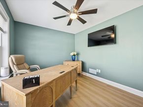 1002 11TH Avenue, Folsom PA 19033