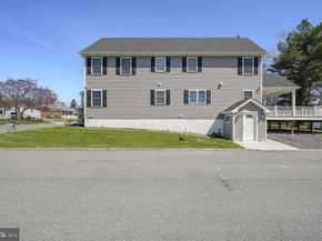 1002 11TH Avenue, Folsom PA 19033