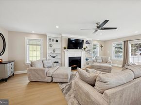 1002 11TH Avenue, Folsom PA 19033