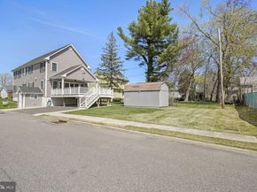 1002 11TH Avenue, Folsom PA 19033
