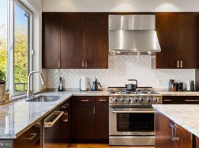 1929 Fitzwater Street, Philadelphia PA 19146