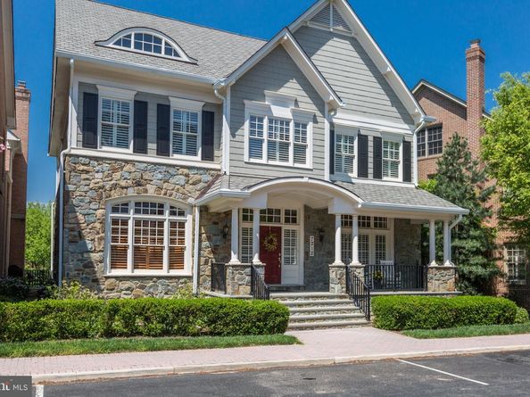 7212 Farm Meadow Court, Mclean VA 22101