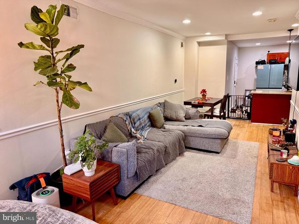 2126 Latona Street, Philadelphia PA 19146