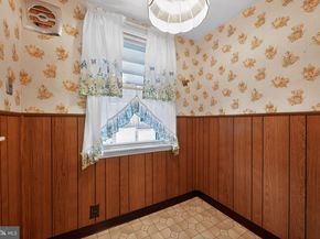 2237 S Harwood Avenue, Upper Darby PA 19082