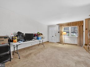 2237 S Harwood Avenue, Upper Darby PA 19082