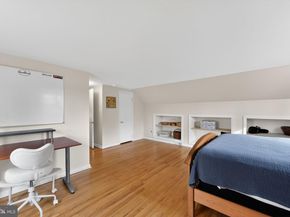 850 Farragut Road, Berwyn PA 19312