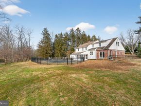 850 Farragut Road, Berwyn PA 19312