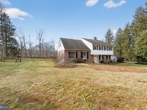 850 Farragut Road, Berwyn PA 19312