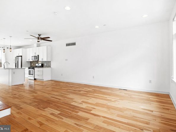 2202B E Thompson Street B, Philadelphia PA 19125