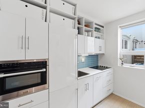 2424 17TH Street NW 104, Washington DC 20009