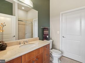520 John Carlyle Street 432, Alexandria VA 22314