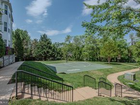 6480 Cheyenne Drive 203, Alexandria VA 22312