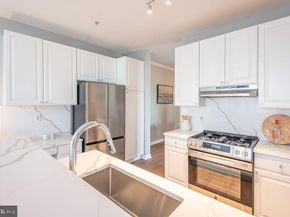 6480 Cheyenne Drive 203, Alexandria VA 22312