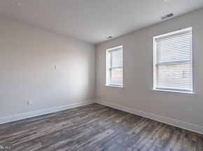 947 S 9TH Street, Philadelphia PA 19147