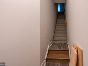 947 S 9TH Street, Philadelphia PA 19147