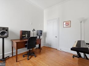 1835 S 15TH Street, Philadelphia PA 19145
