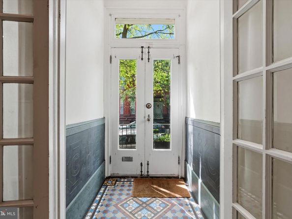 1835 S 15TH Street, Philadelphia PA 19145