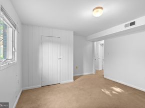 2954 Viewpoint Road, Alexandria VA 22314