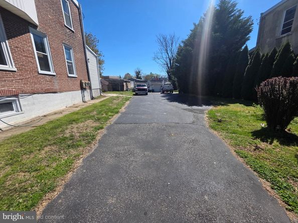 1245 E 11TH Street, Crum Lynne PA 19022