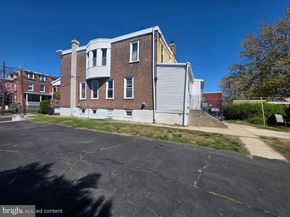 1245 E 11TH Street, Crum Lynne PA 19022