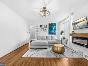 1112 N Roosevelt Street, Arlington VA 22205