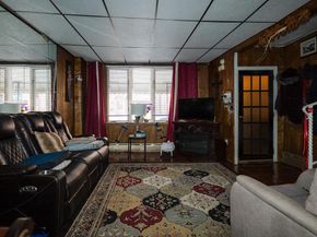 420 Manton Street, Philadelphia PA 19147