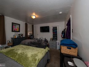 420 Manton Street, Philadelphia PA 19147