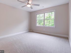 1260 Cobble Pond Way, Vienna VA 22182