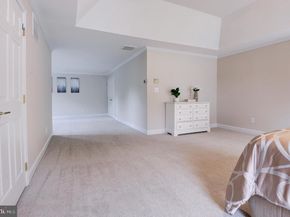 1260 Cobble Pond Way, Vienna VA 22182