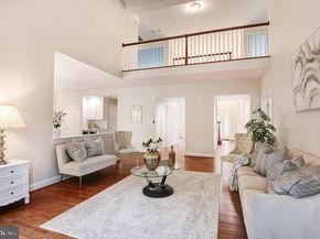 1260 Cobble Pond Way, Vienna VA 22182